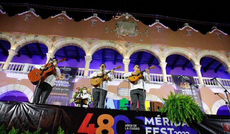 Alborada y mañanitas a Mérida por su 480 aniversario