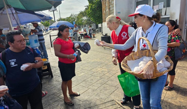 La Cruz Roja Mexicana, un compromiso permanente para defender la dignidad humana y aliviar el sufrimiento